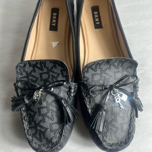 DKNY Textured Black Women's Loafers